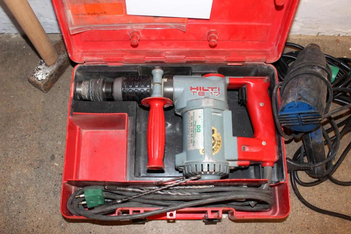 Hilti TE 17 borhammer, heat gun and extension cord. KJ Auktion