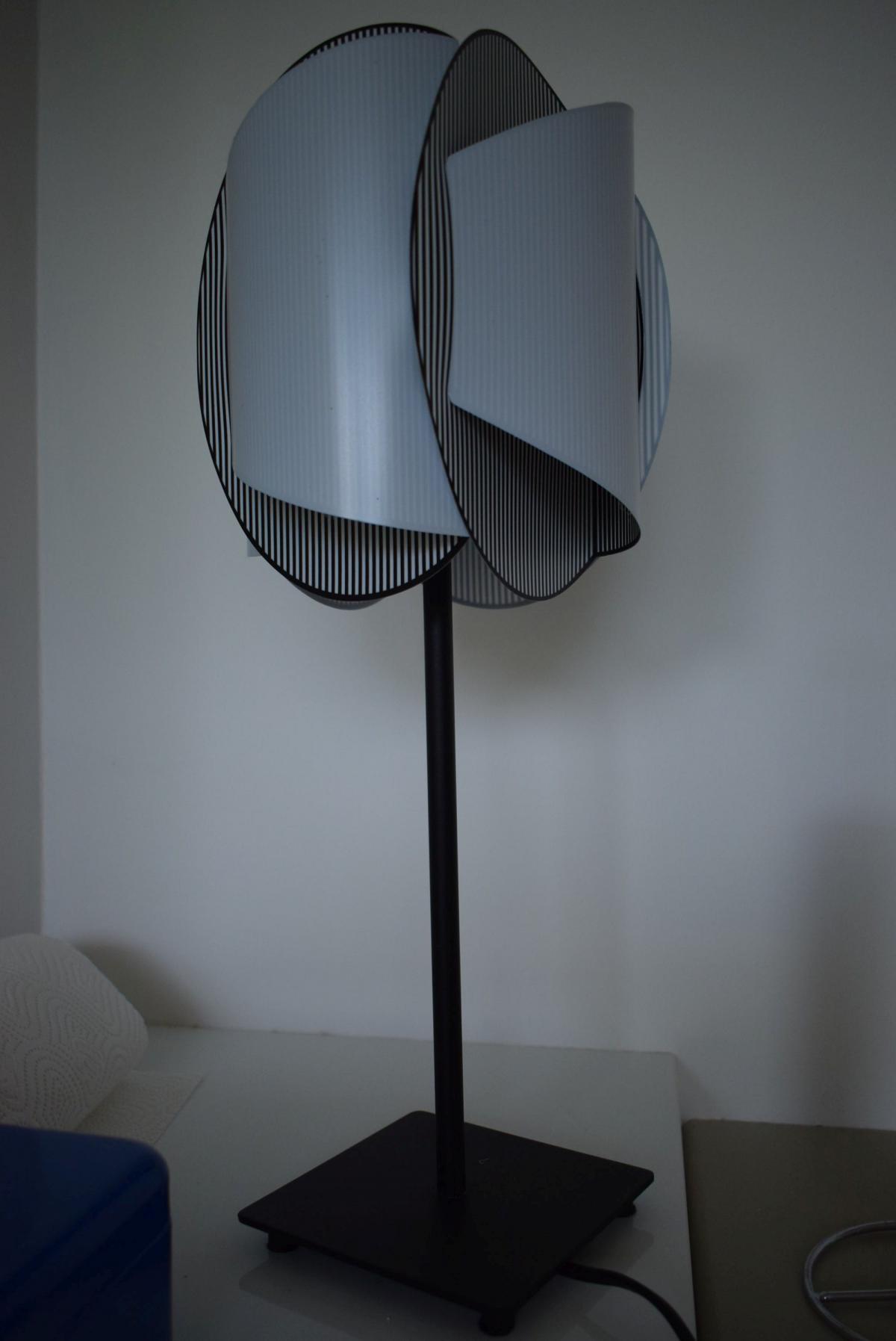 2 stk ikea lamper, skulptur og vase kj auktion maskinauktioner