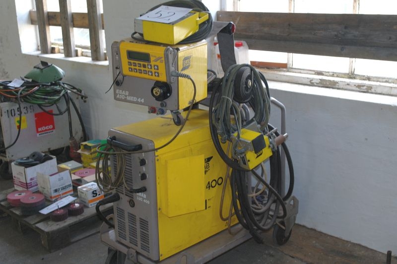Co2 welder Esab Aristo 400 LUC 400 with Esab A10MED44 wire feed unit